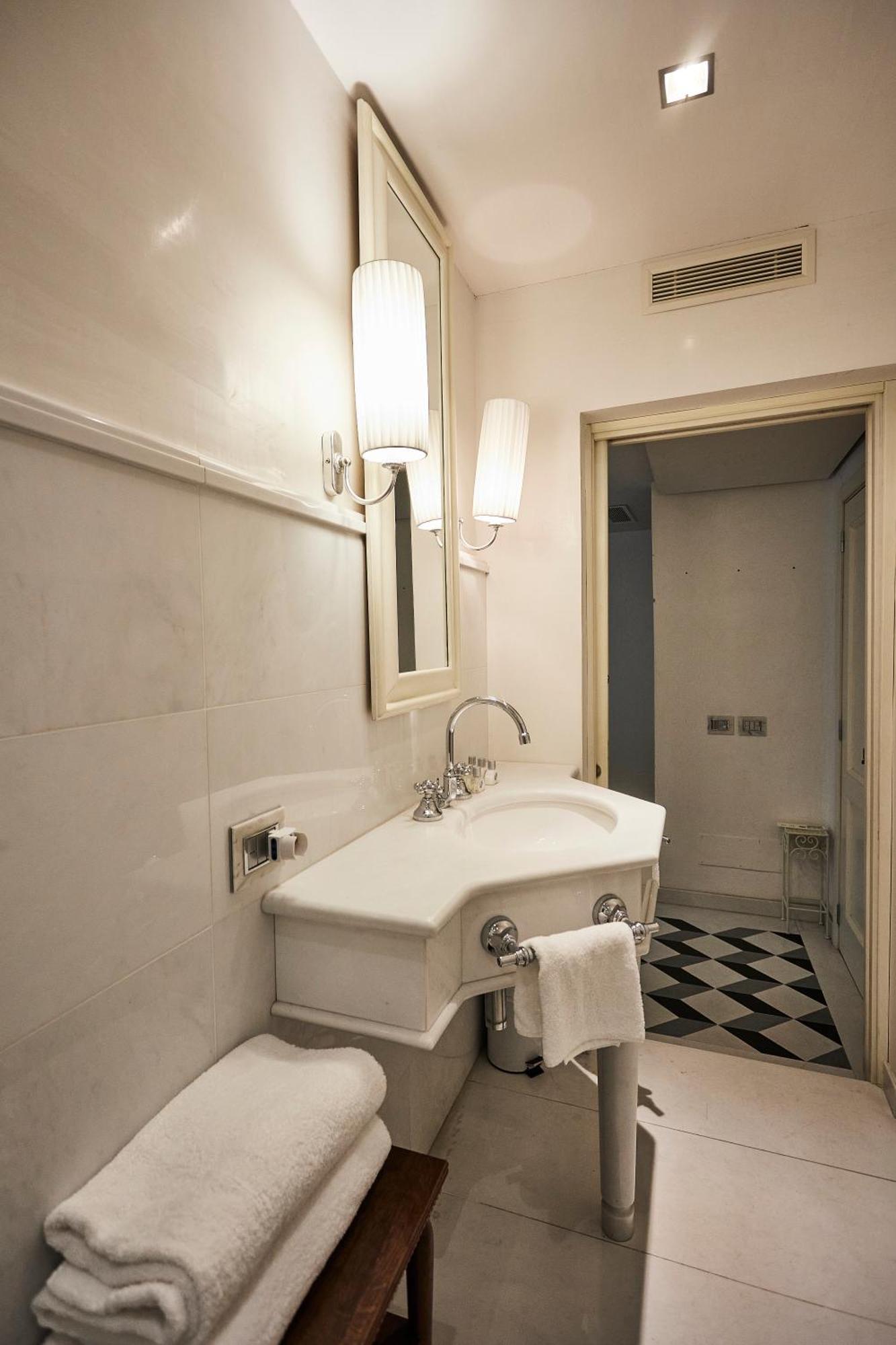 Le Stanze Di Caterina Bed & Breakfast Firenze Bagian luar foto